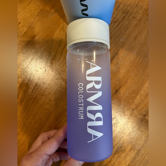 ARMRA Colostrum White Water Bottle - Picture 2 of 7